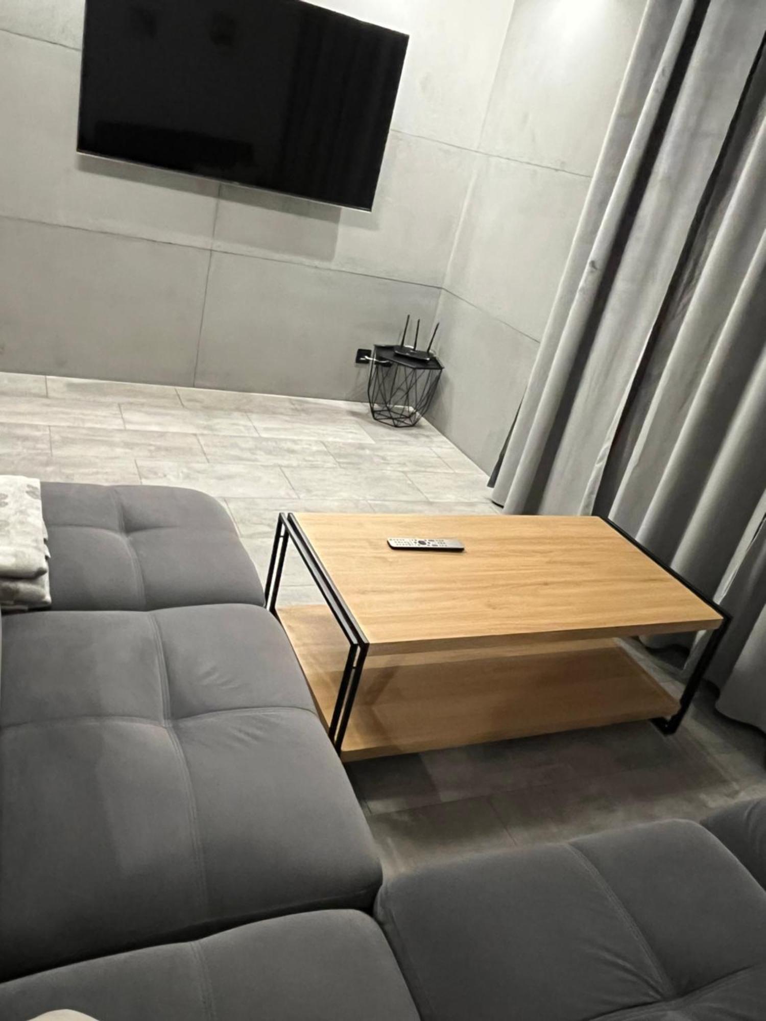Apartament Esensja III シクラルスカ・ポレンバ エクステリア 写真